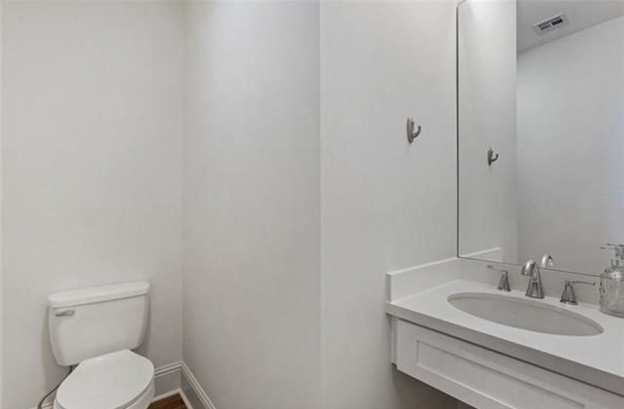 1908 Washington Ave #NA - Photo 4 of 16