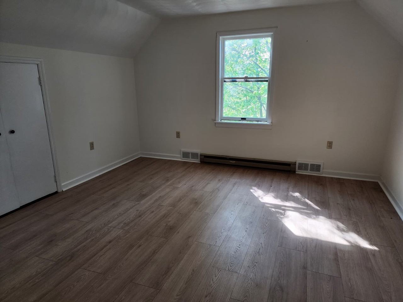 132 W Seminary Ln #NA - Photo 2 of 13