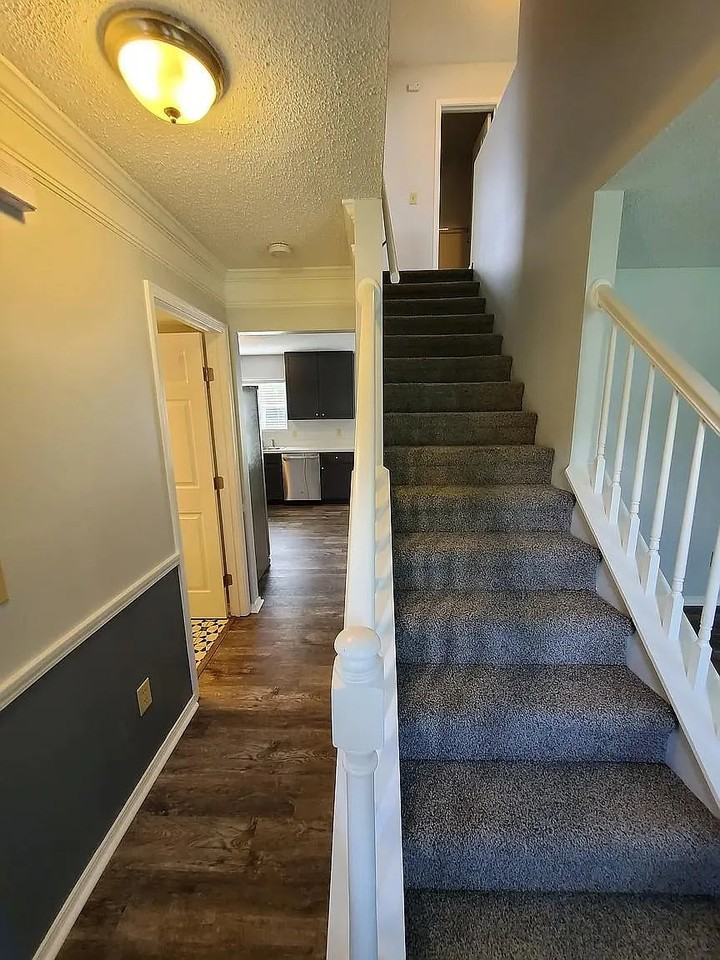 5963 Orchard Pond Dr #NA - Photo 3 of 26