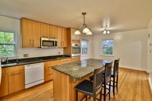 featured image of 608 Cloverfield Pl