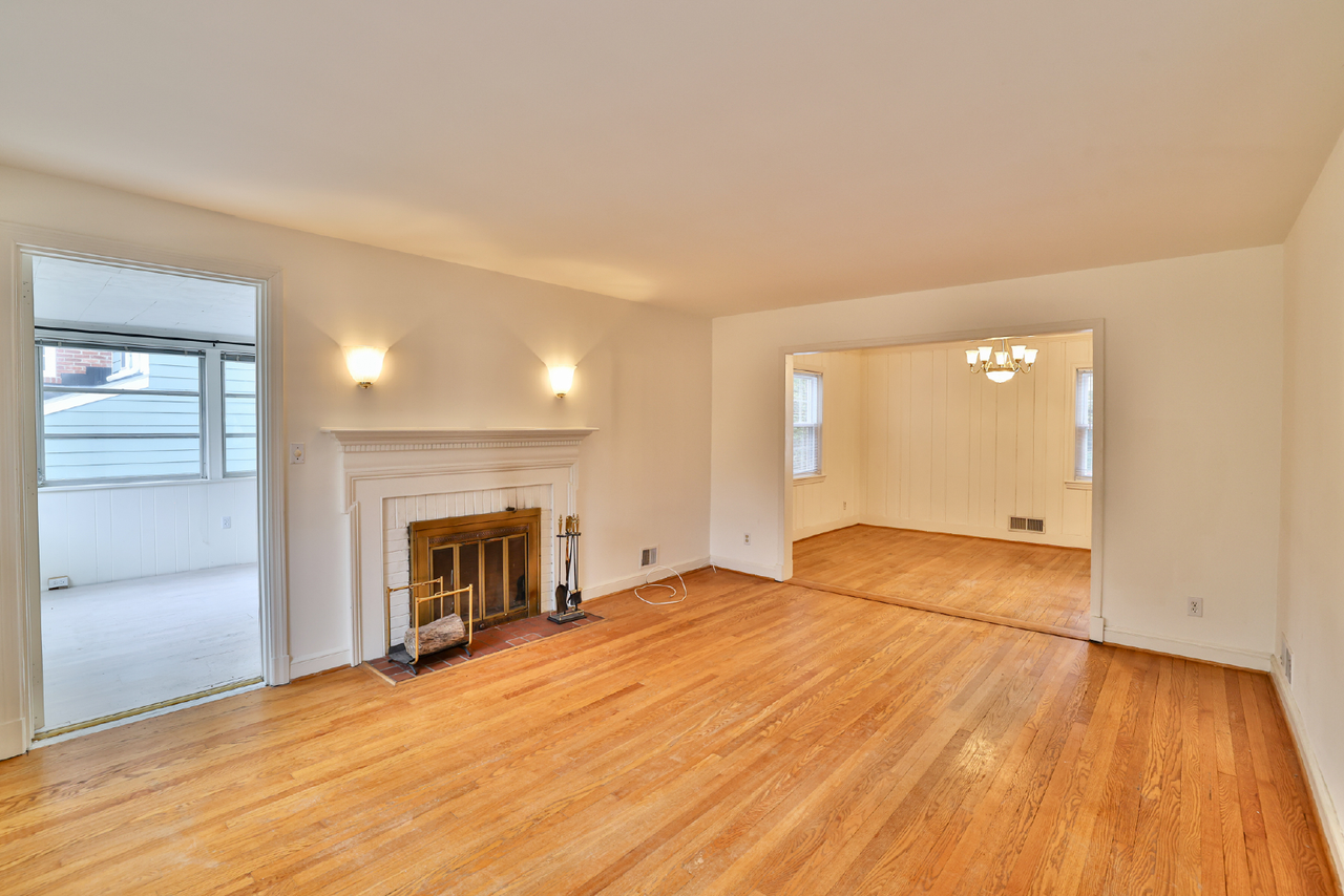 608 Cloverfield Pl - Photo 4 of 18