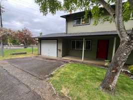 featured image of 4263 Daisy St