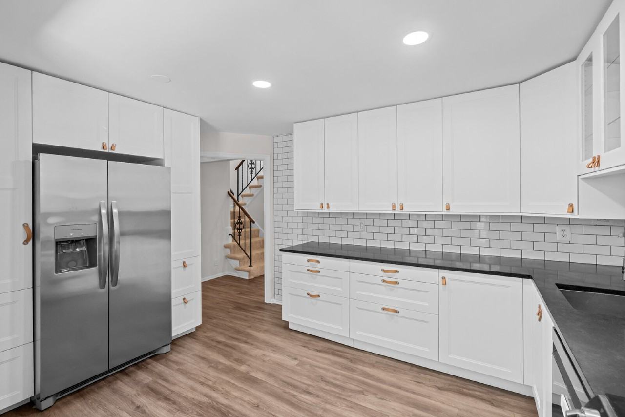 505 Meadow Hall Dr - Photo 3 of 18