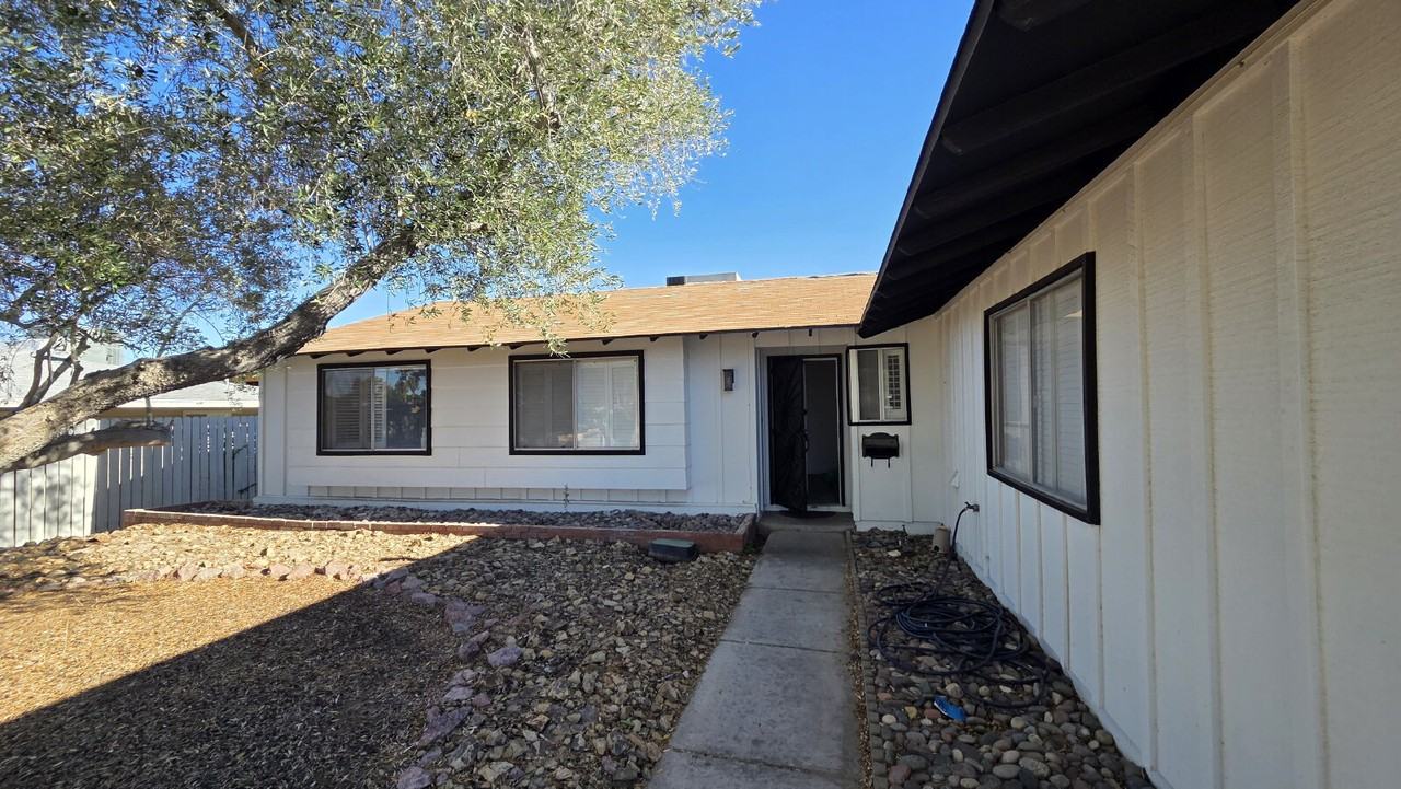 3913 Oakhill Ave - Photo 3 of 23