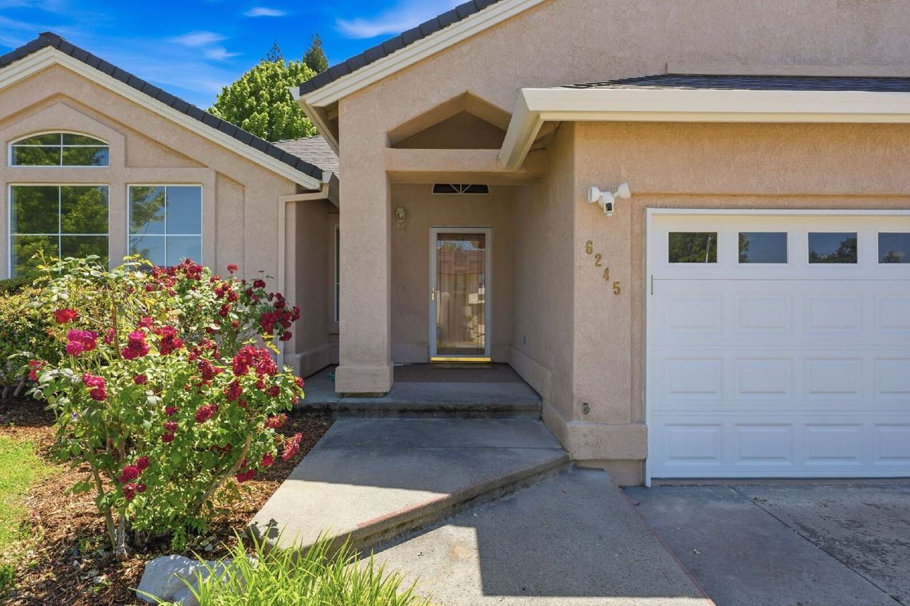 6245 Gold Hills Ct - Photo 3 of 14
