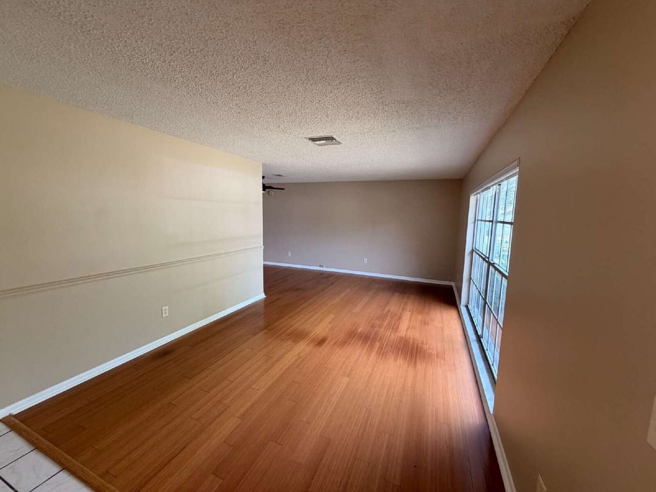 14001 Dominion Ct - Photo 7 of 42