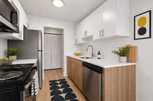 Bloomfield Square Apartments - Photo 1 of 1