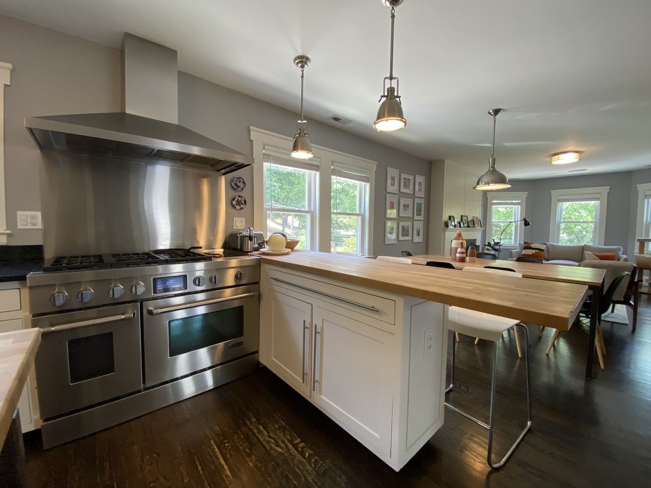 55 Eliot Cres #2 - Photo 3 of 19
