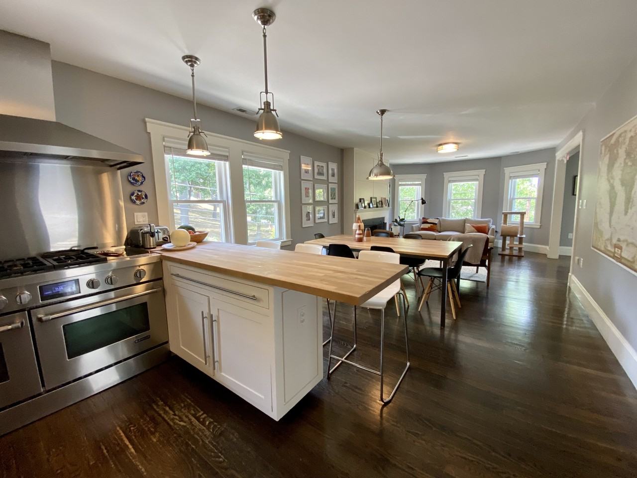 55 Eliot Cres #2 - Photo 4 of 19