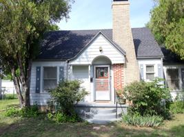 featured image of 315 N Monroe St