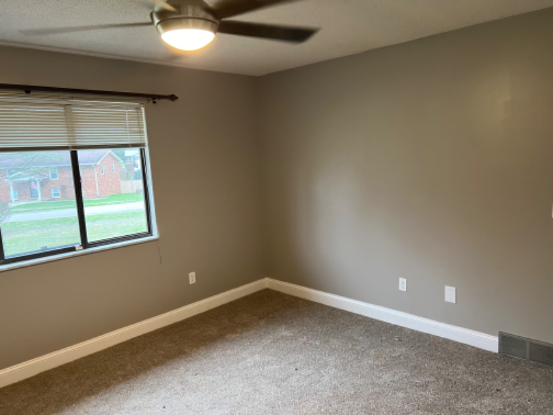 1029 David Ct - Photo 6 of 22