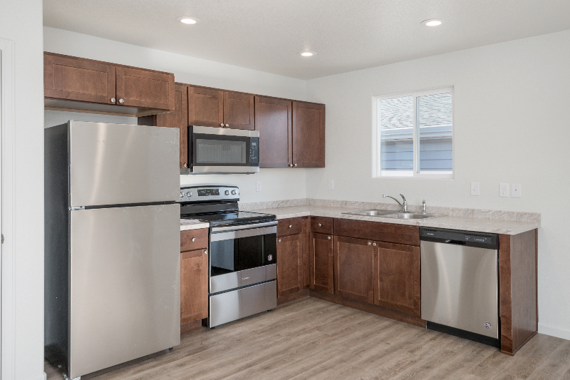 6331 Main St #B - Photo 3 of 12