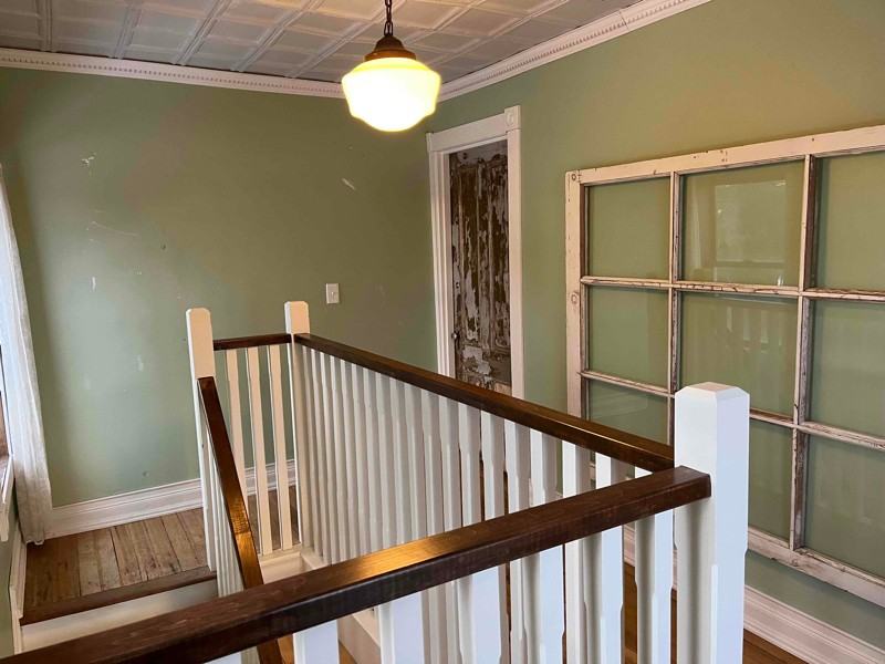 23 Hunnewell Rd - Photo 4 of 15