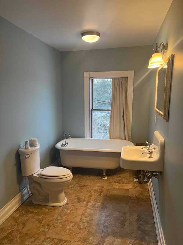 23 Hunnewell Rd - Photo 5 of 21