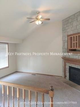 501 Kindred Dr - Photo 2 of 13