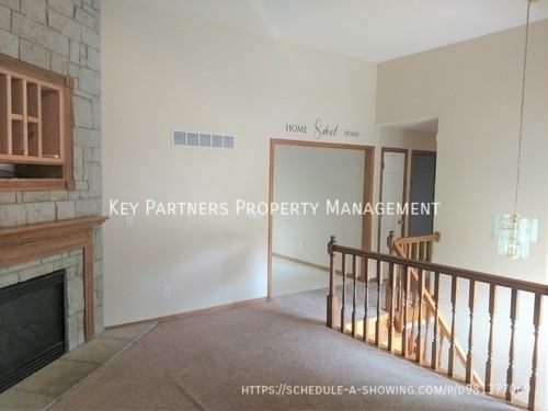 501 Kindred Dr - Photo 3 of 13
