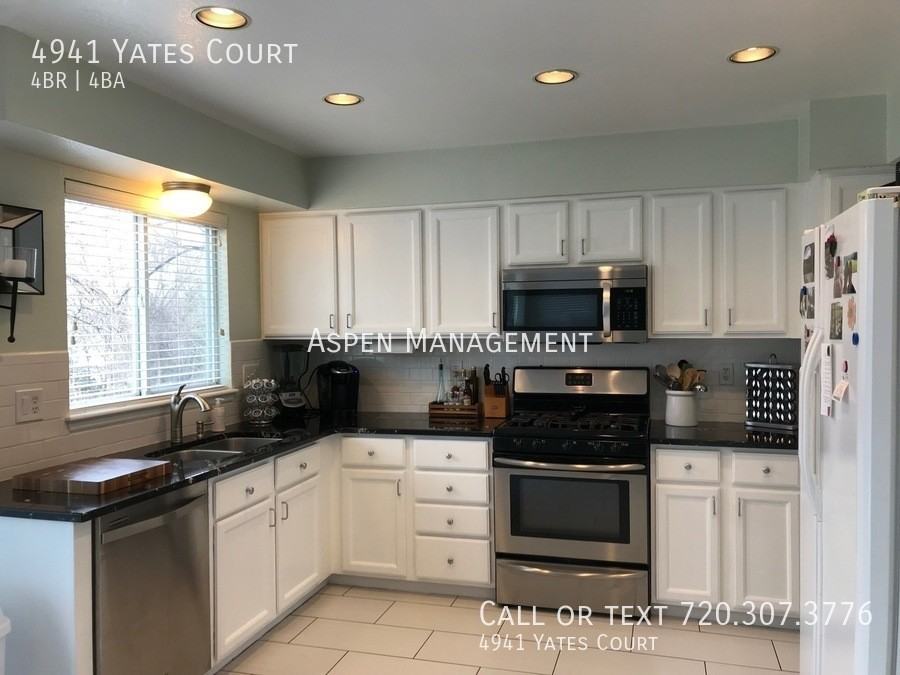 4941 Yates Ct - Photo 6 of 24