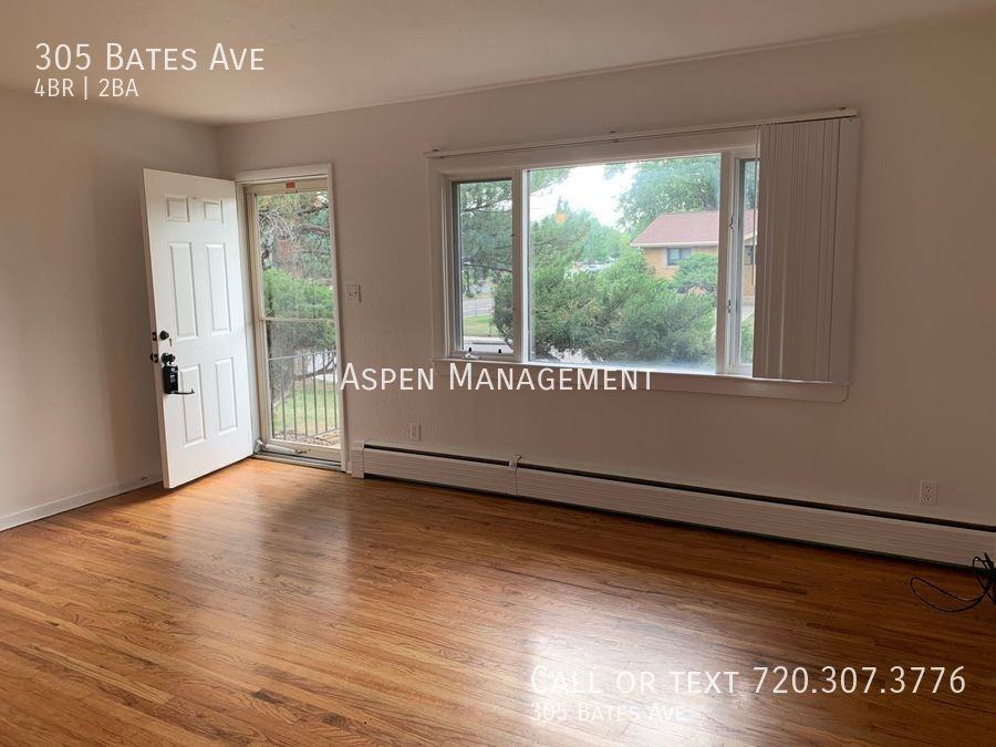 305 Bates Ave - Photo 3 of 23