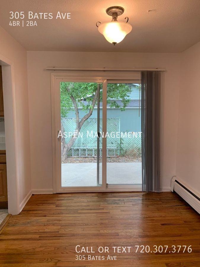 305 Bates Ave - Photo 6 of 23