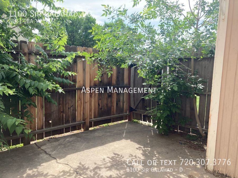 1100 Sir Galahad Dr #D - Photo 5 of 12