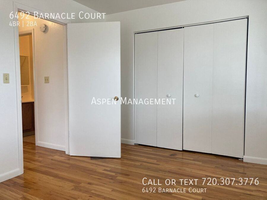 6492 Barnacle Ct - Photo 7 of 10