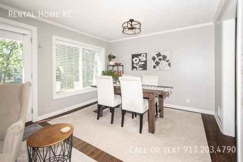2515 W 90th St - Photo 5 of 18