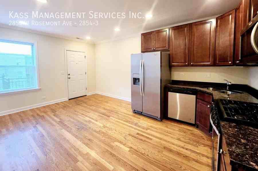 2854 W Rosemont Ave #2854-3 - Photo 2 of 13