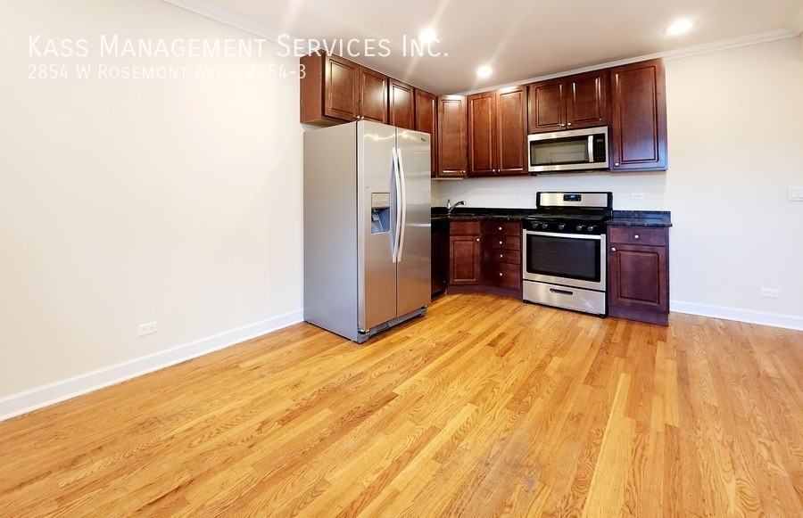 2854 W Rosemont Ave #2854-3 - Photo 3 of 13