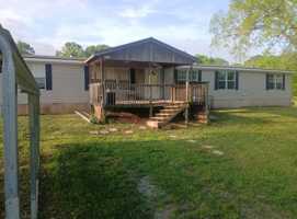 featured image of 121 Pecan Grove Ln