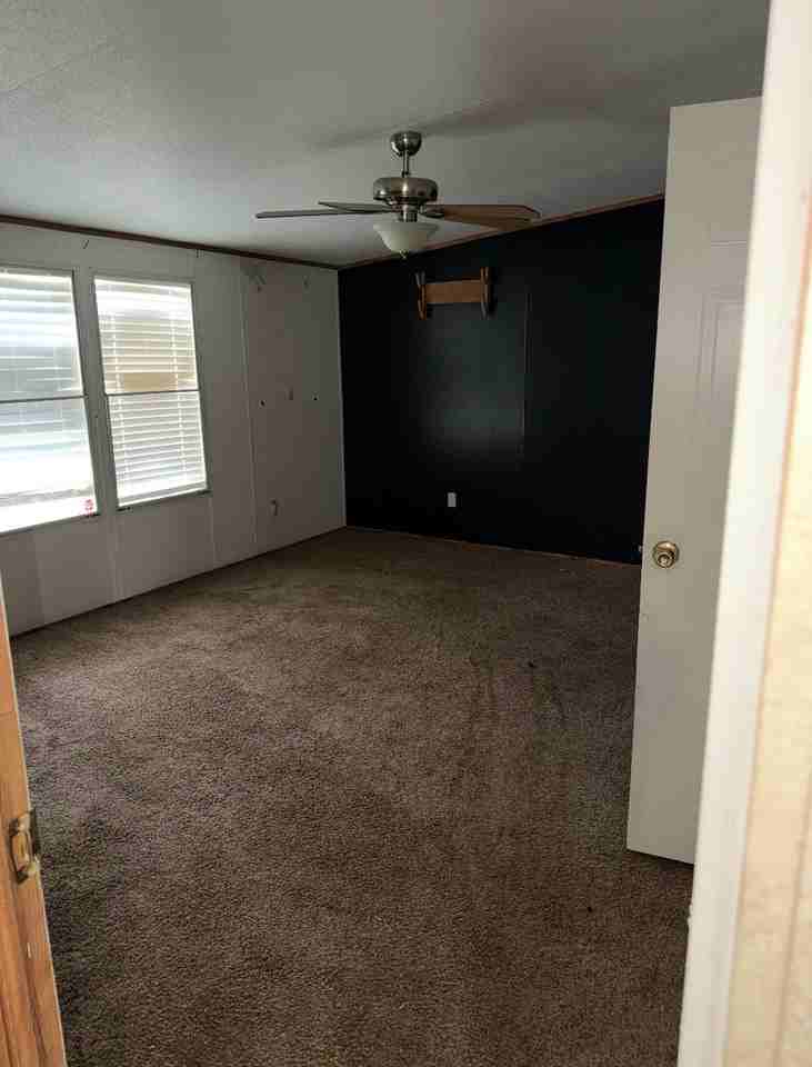 121 Pecan Grove Ln - Photo 6 of 10