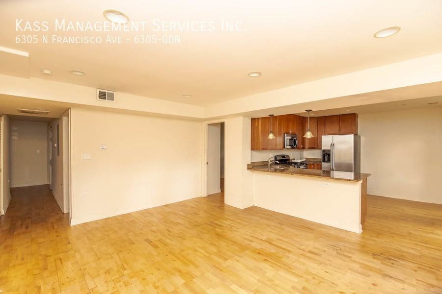 6305 N Francisco Ave #6305GDN - Photo 4 of 13