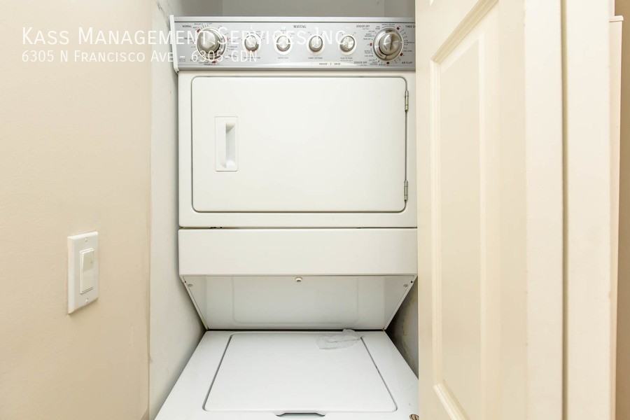 6305 N Francisco Ave #6305GDN - Photo 6 of 13