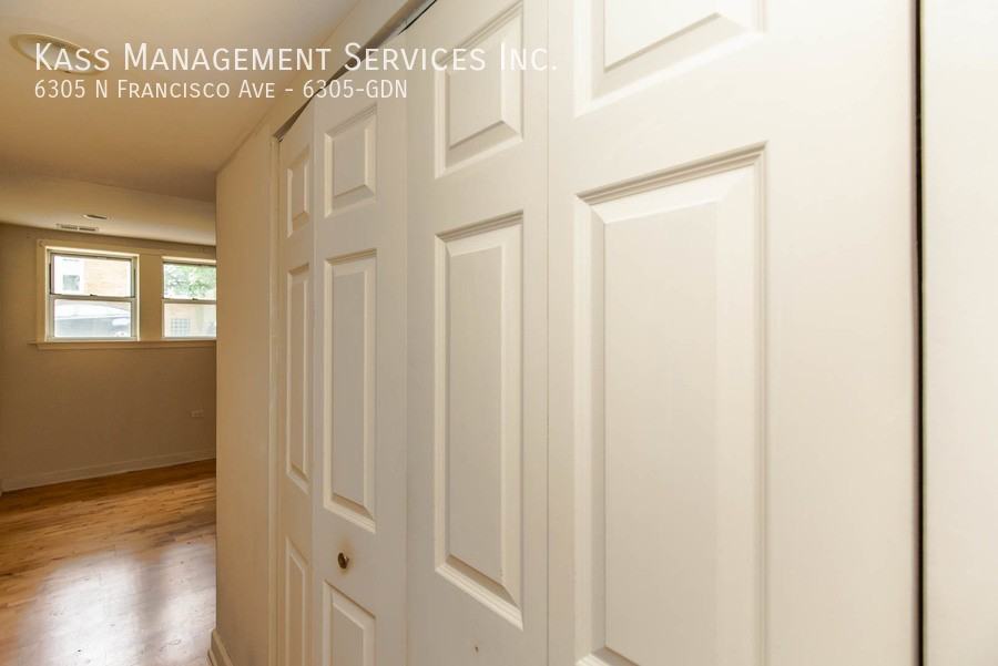 6305 N Francisco Ave #6305GDN - Photo 7 of 13