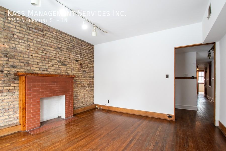 3755 N Fremont St #1N - Photo 5 of 18