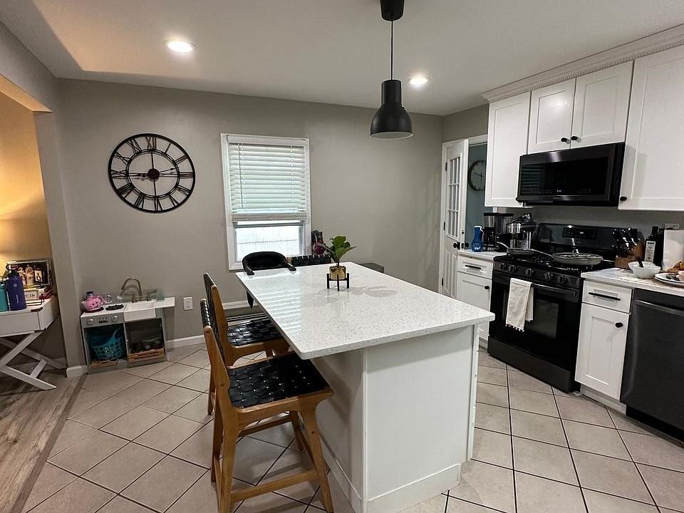 218 North 20Th Street #1stFL - Photo 4 of 11