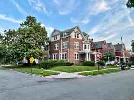 2010 Woodlawn Ave #1 - Photo 1 of 1