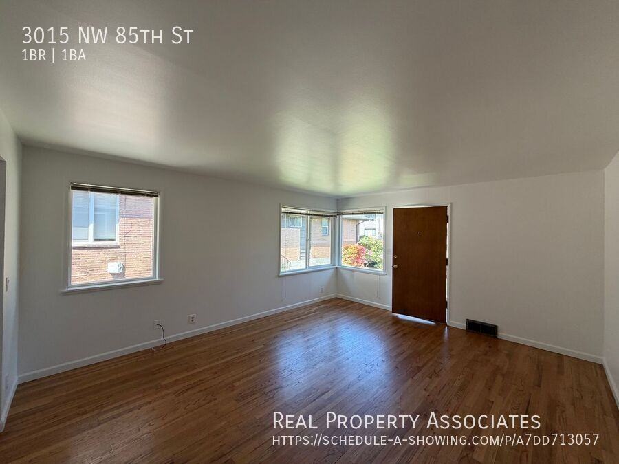 3015 Nw 85th St - Photo 3 of 19