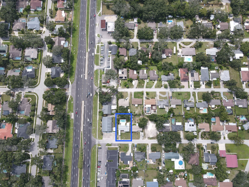 11706 Oban Ave - Photo 4 of 20