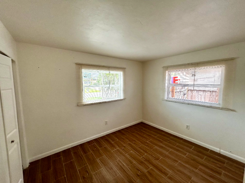 626 W Mango St #A - Photo 4 of 7