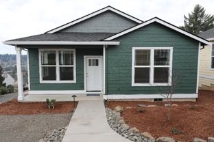 12929 Se Ridgecrest Rd - Photo 1 of 1