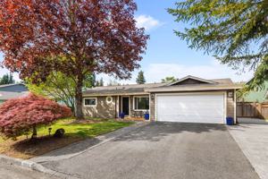 featured image of 10816 Ne 141st Pl