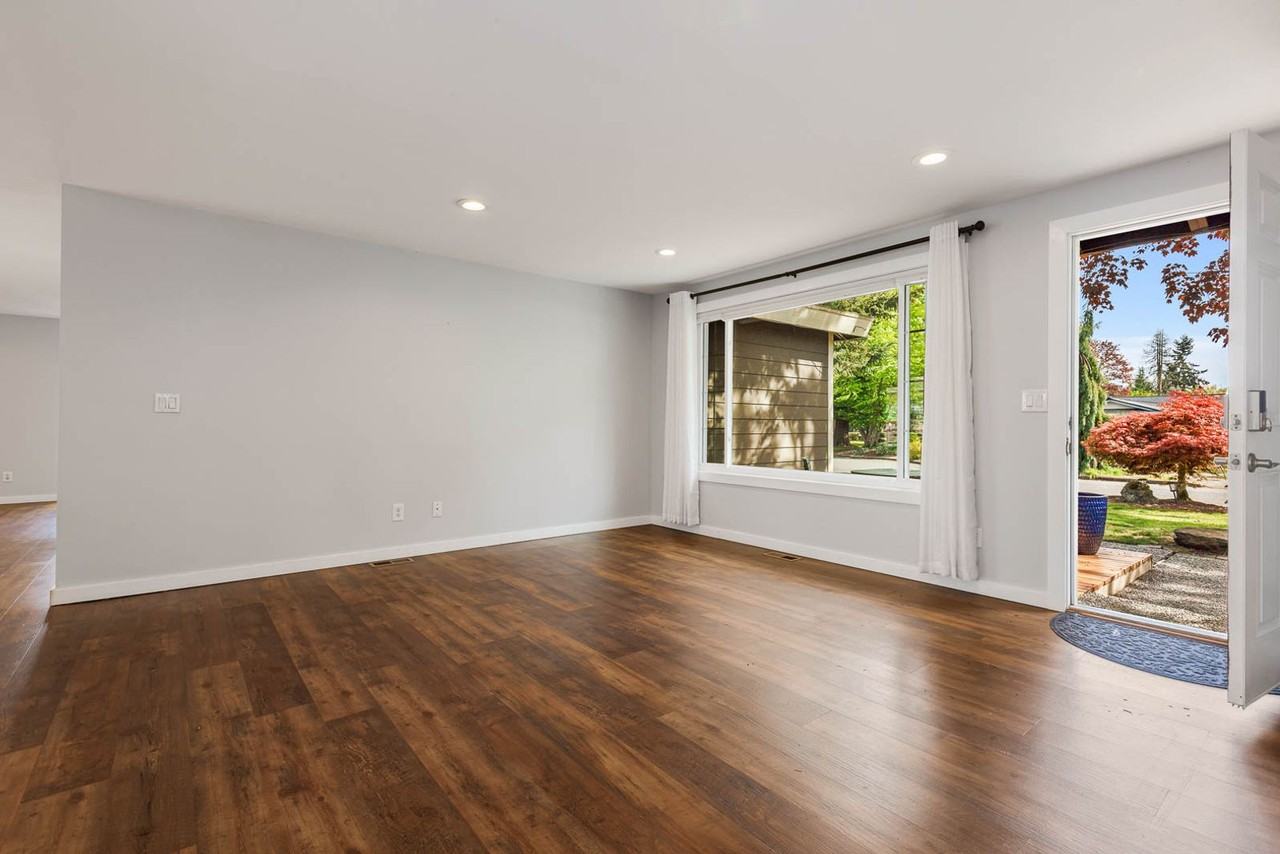 10816 Ne 141st Pl - Photo 4 of 19