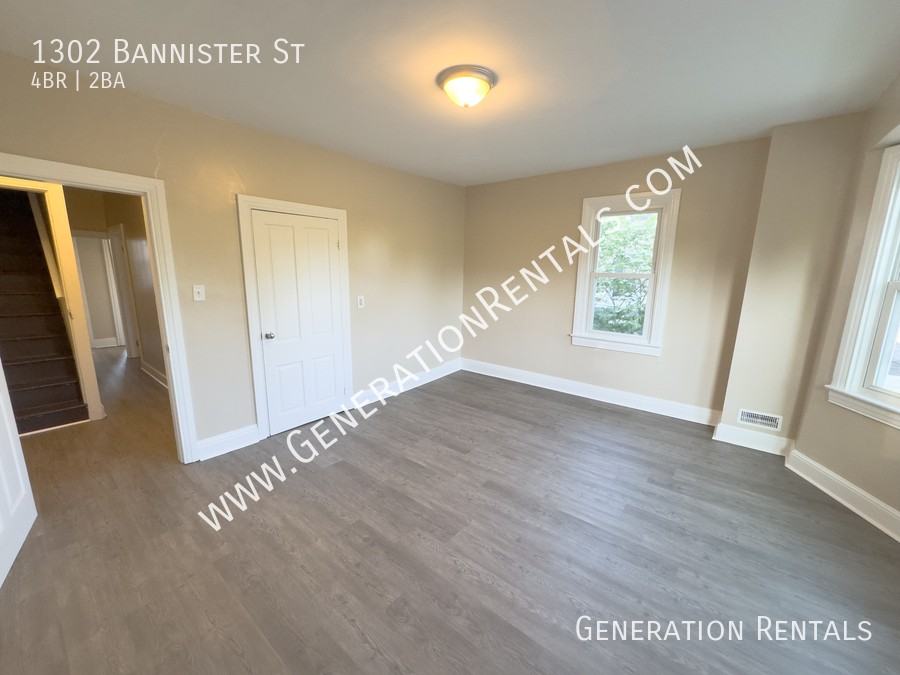 1302 Bannister St - Photo 6 of 13