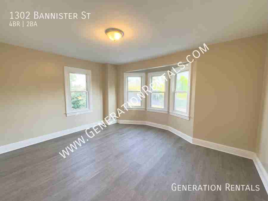 1302 Bannister St - Photo 7 of 13