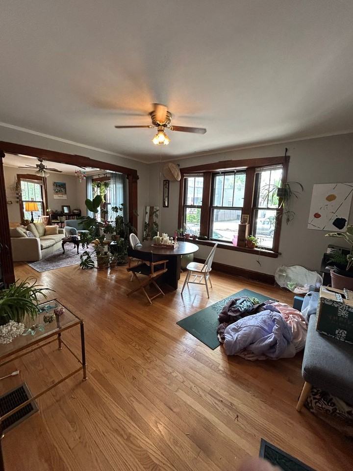 3549 N Damen Ave #1 - Photo 2 of 15
