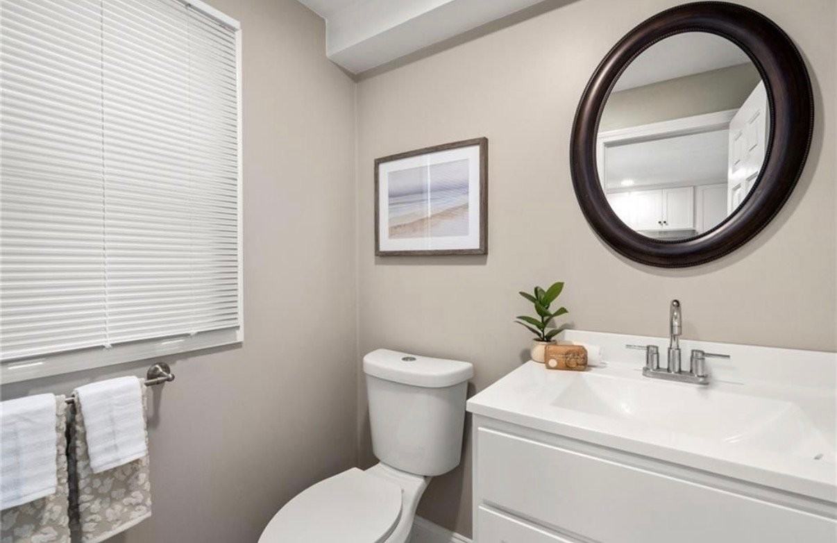 476 Green End Ave #A - Photo 6 of 10