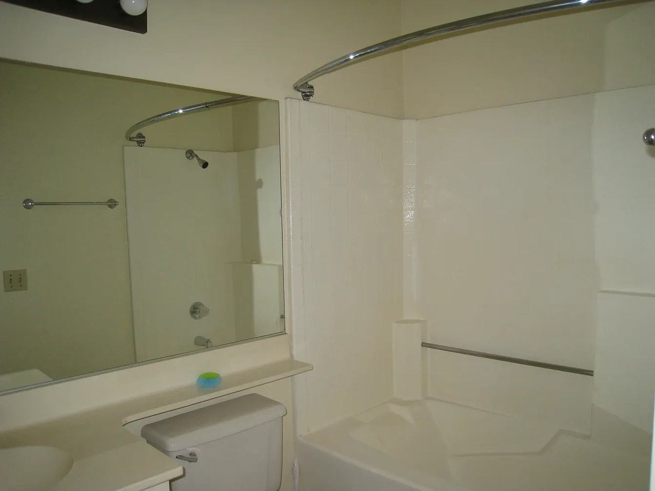 2647 Liberty Ct - Photo 7 of 7