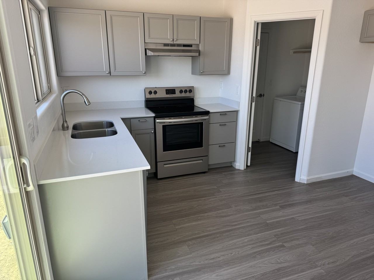 14653 S Diablo Rd - Photo 5 of 15