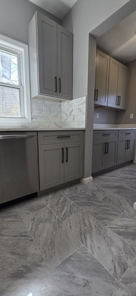 69 Ashwood Ave #A - Photo 2 of 16