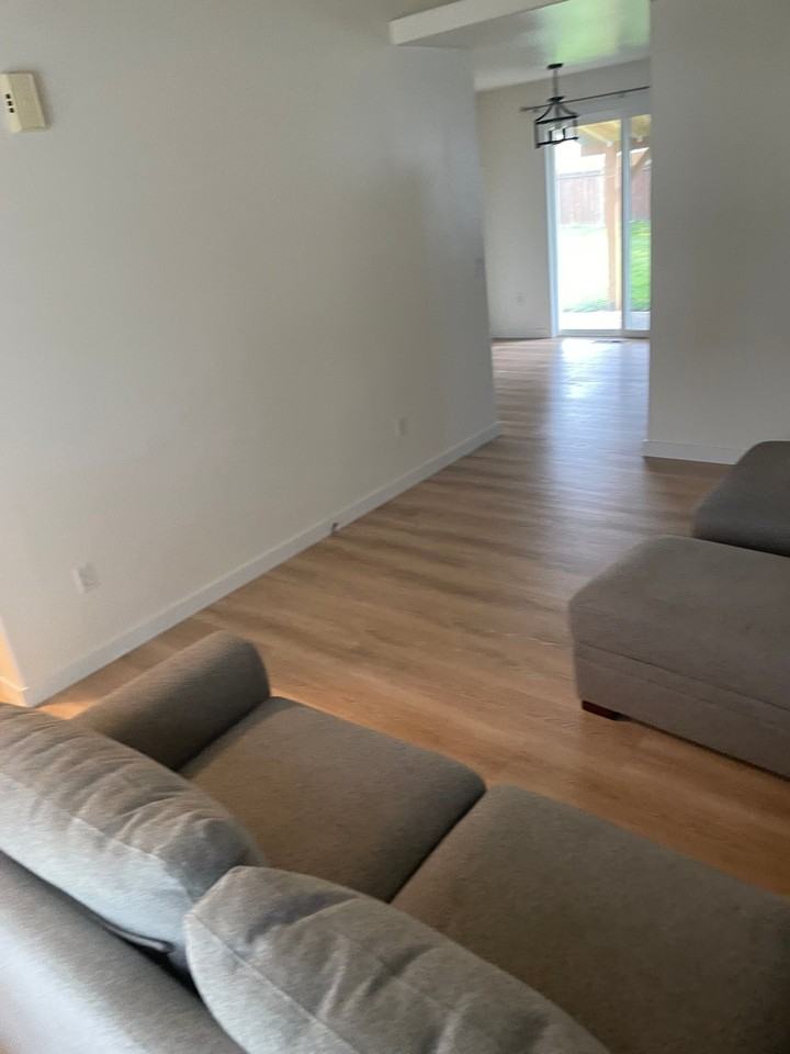 180 Moss Ln - Photo 5 of 15